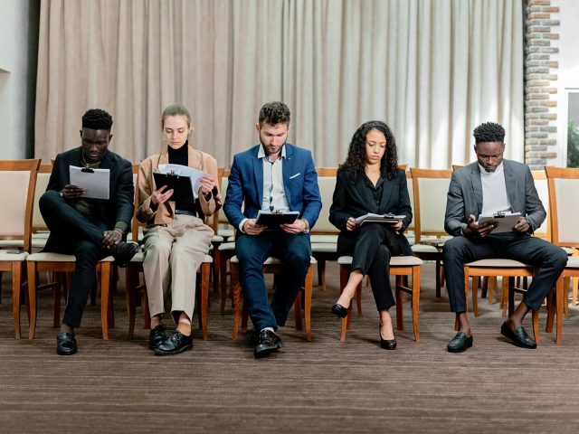 pexels-mikhail-nilov-8730284